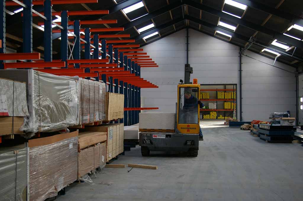 draagarmstellingen in gebruik genomen bij de Houthal in Zevenhuizen